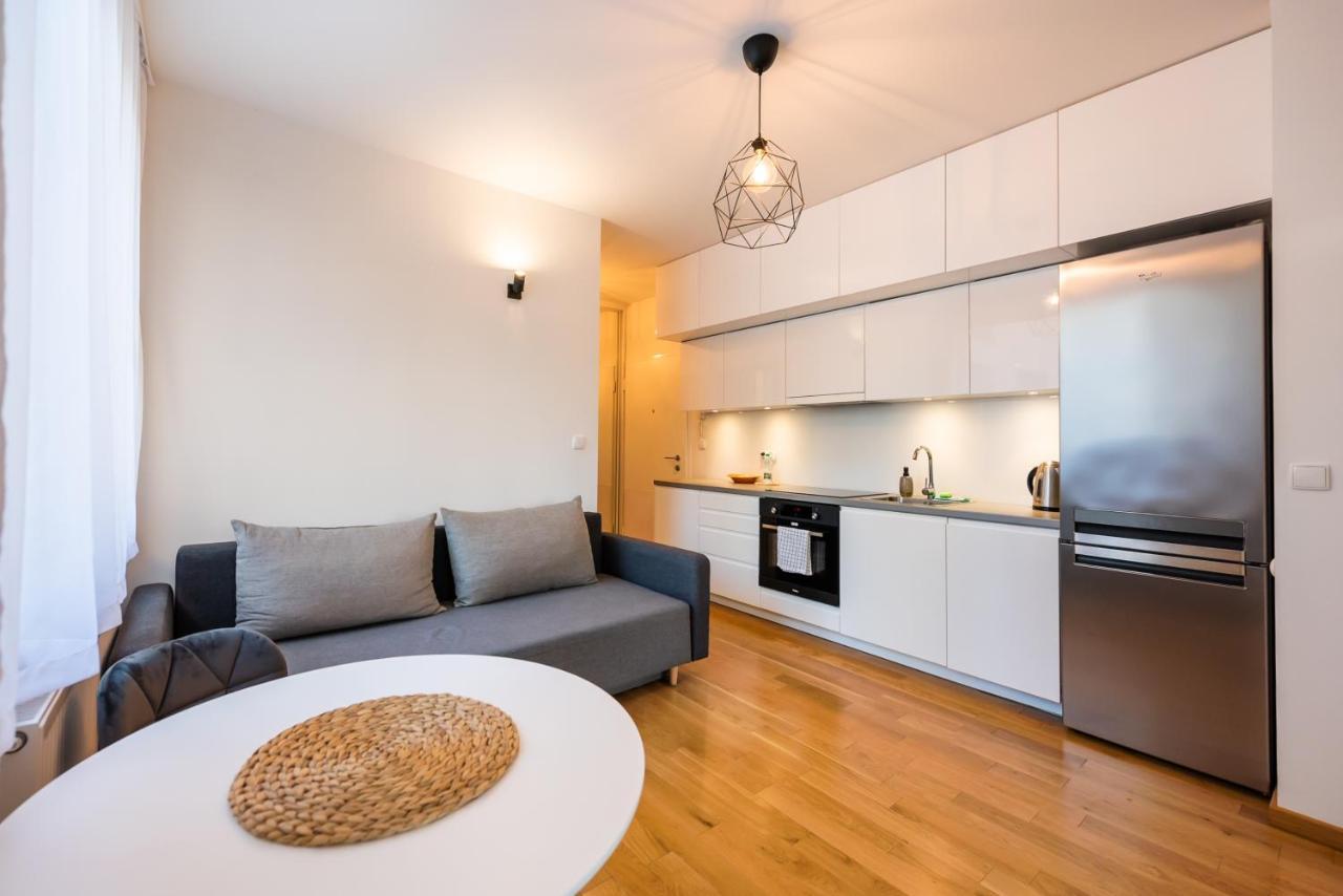Jaktorowska Comfy Apartment Warsaw Exterior photo